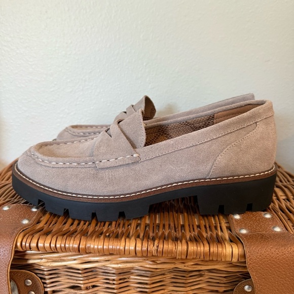 House Of Harlow Suede Penny Loafers Women’s 9.5 Grey Chunky Preppy Academia - Picture 3 of 8